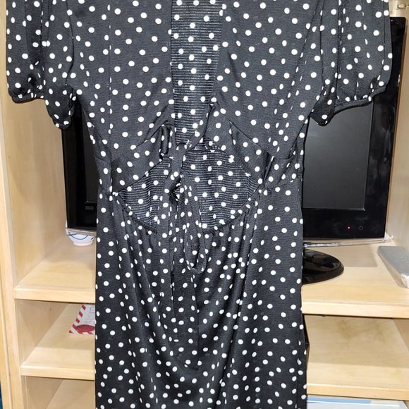 Dress - Picture 3 of 6